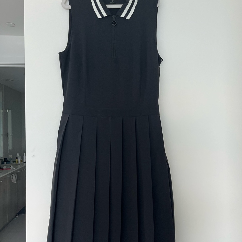 Tory Burch Black performance pleated collar gold dress size small $279 - Picture 5 of 15